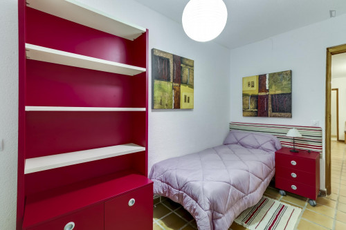 Snug single bedroom in a 5-bedroom house close to Universidad Europea de Madrid - Gallery - 20