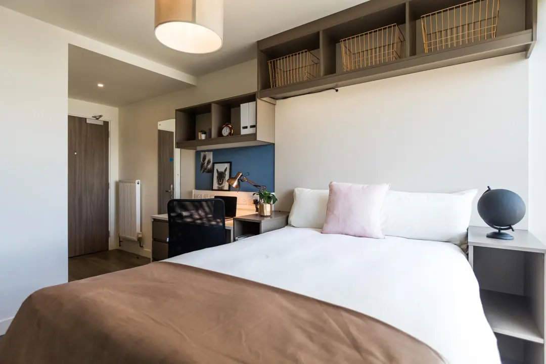  Bronze En-Suite  -  Arbury Court  - Gallery -  2