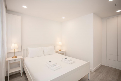 Charming 3-Bedroom apartment near Elevador da Ribeira - Gallery - 11