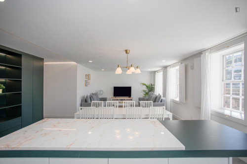 Charming 3-Bedroom apartment near Elevador da Ribeira - Gallery - 22