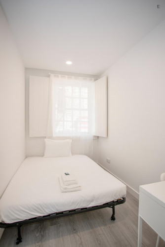 Charming 3-Bedroom apartment near Elevador da Ribeira - Gallery - 7