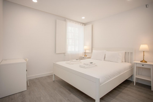 Charming 3-Bedroom apartment near Elevador da Ribeira - Gallery - 12