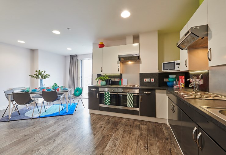 Platinum En-Suite - Binary Hub - Gallery - 8