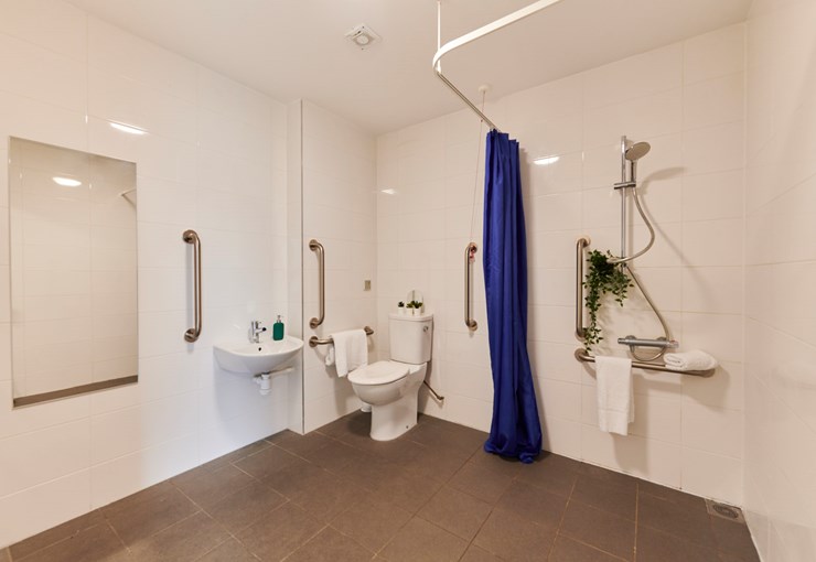 Platinum En-Suite - Binary Hub - Gallery - 3