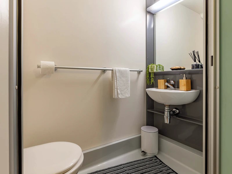  Premium Plus En-Suite  -  Kendrick Hall  - Gallery -  3