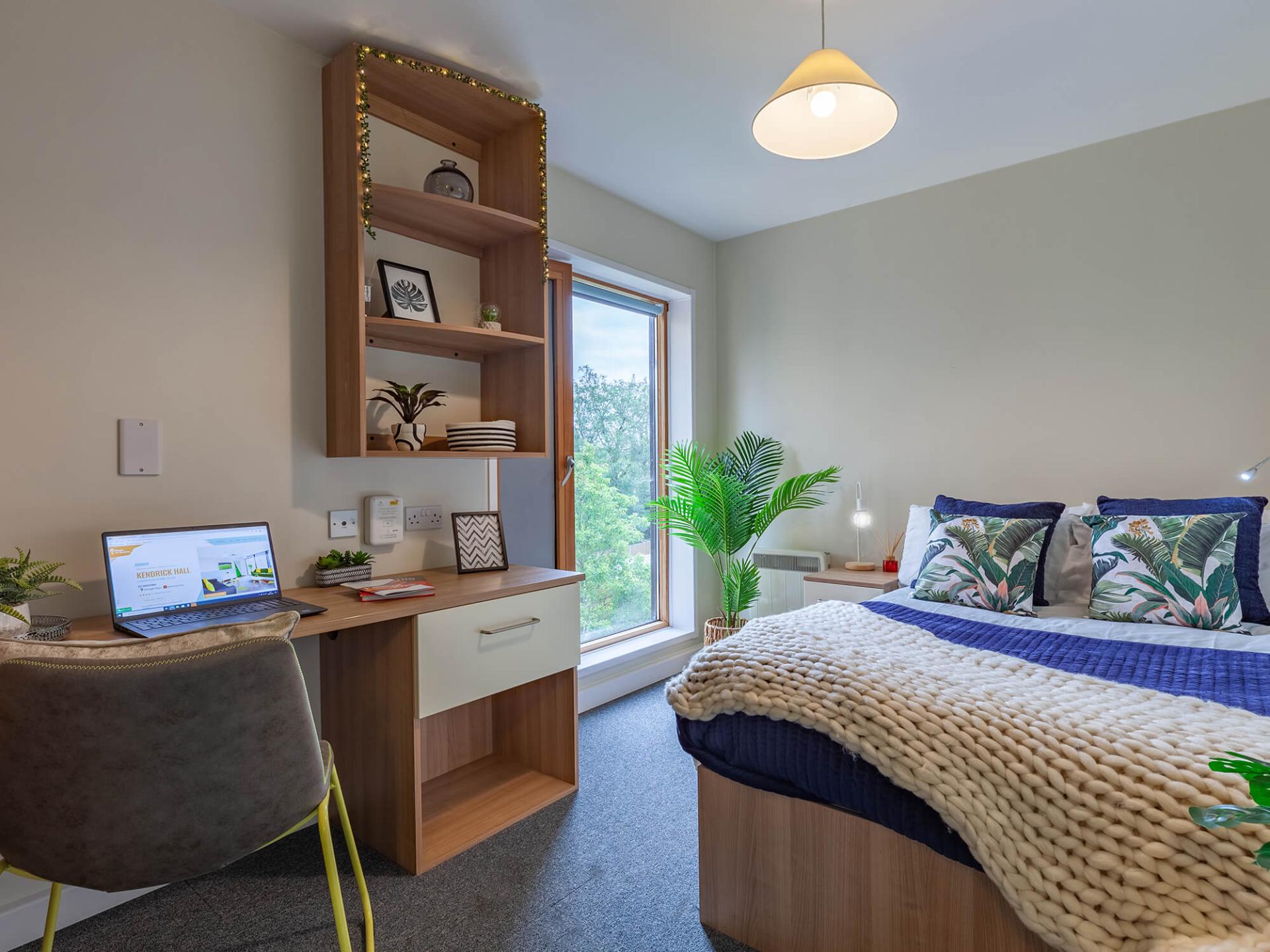  Classic En-Suite  -  Kendrick Hall  - Gallery -  5