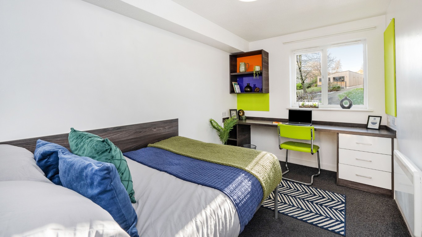 Classic Plus En-Suite - Paddington Park House - Gallery - 1