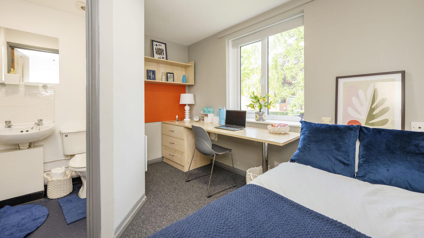 Classic En-Suite - 8