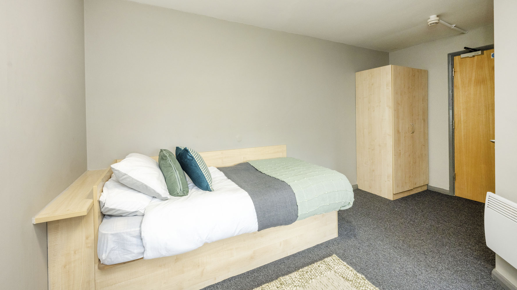  Premium En-Suite  -  Calthorpe Court  - Gallery -  3