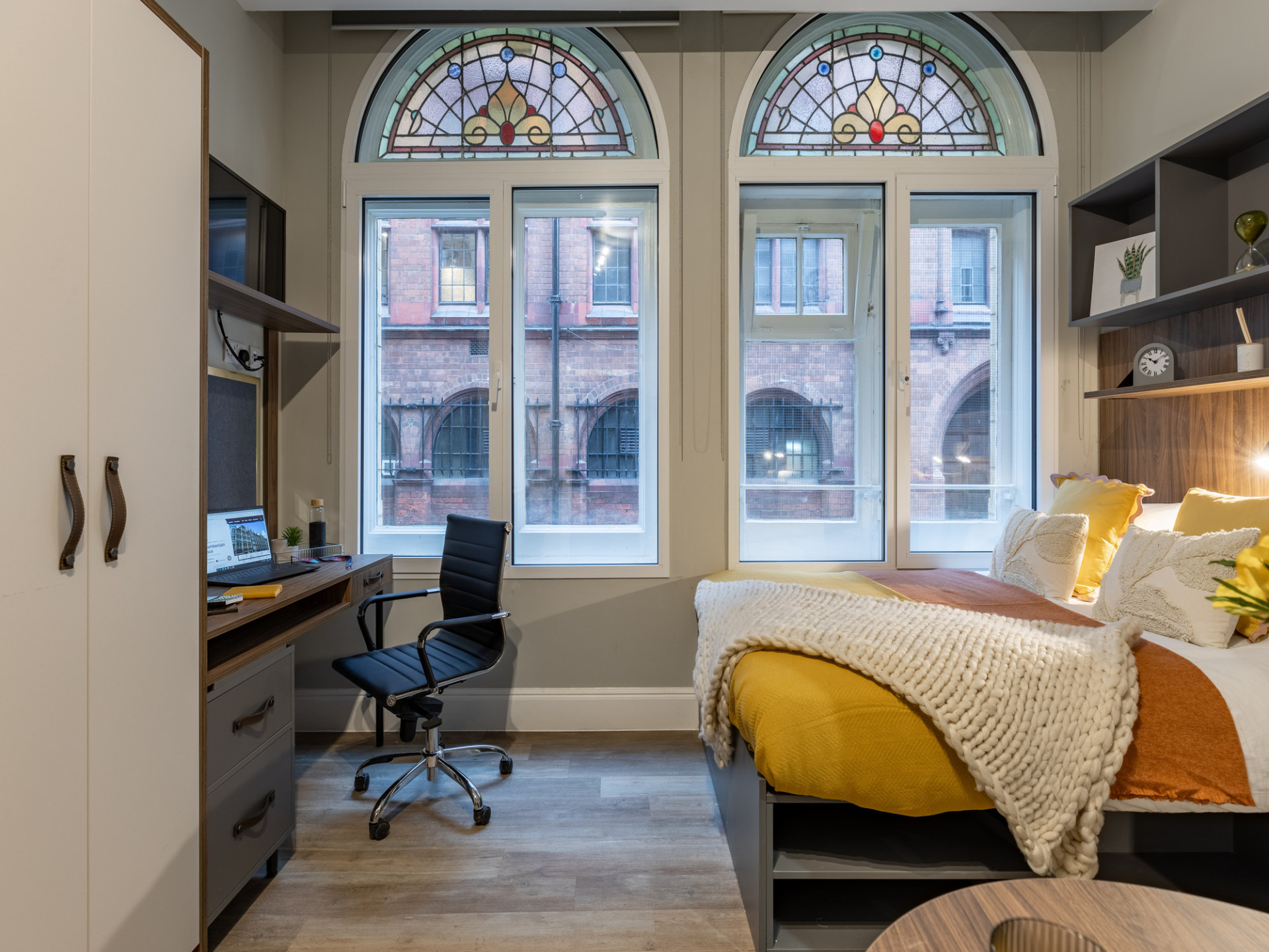 Silver Studio - Chamberlain Place - Gallery - 2