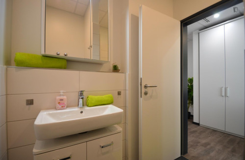Appealing studio in a student residence, close to the Offenbach (Main) Marktplatz train station - Gallery - 13