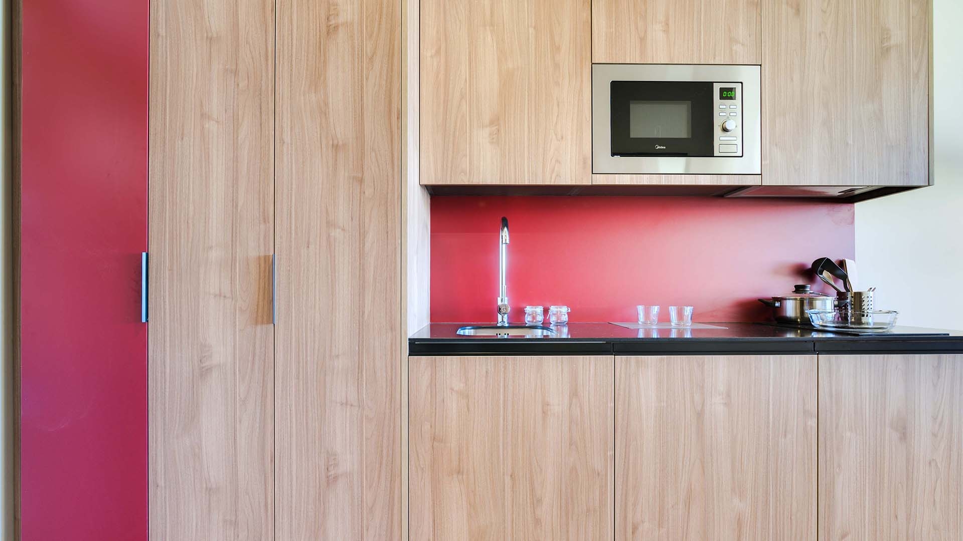 Studio With Kitchen - Standard - 3