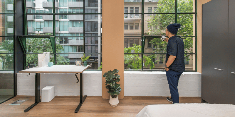  Studio Queen Accessible  -  UniLodge Melbourne Flagstaff  - Gallery -  1