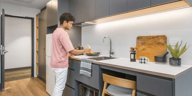 Studio Terrace Double - UniLodge Melbourne Flagstaff - Gallery - 2