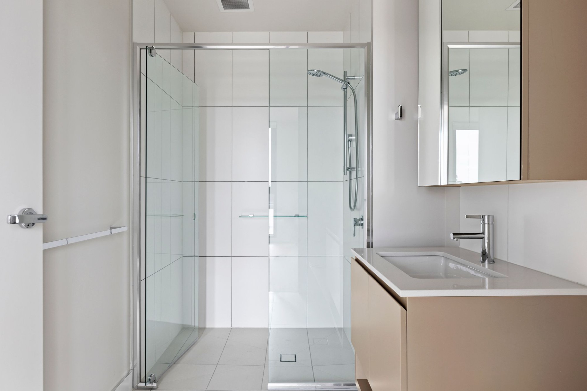  2 Bedroom - Unfurnished  -  Realm Caulfield  - Gallery -  3