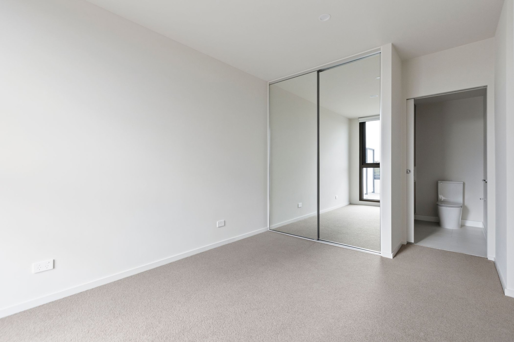 2 Bedroom - Unfurnished - Realm Caulfield - Gallery - 2