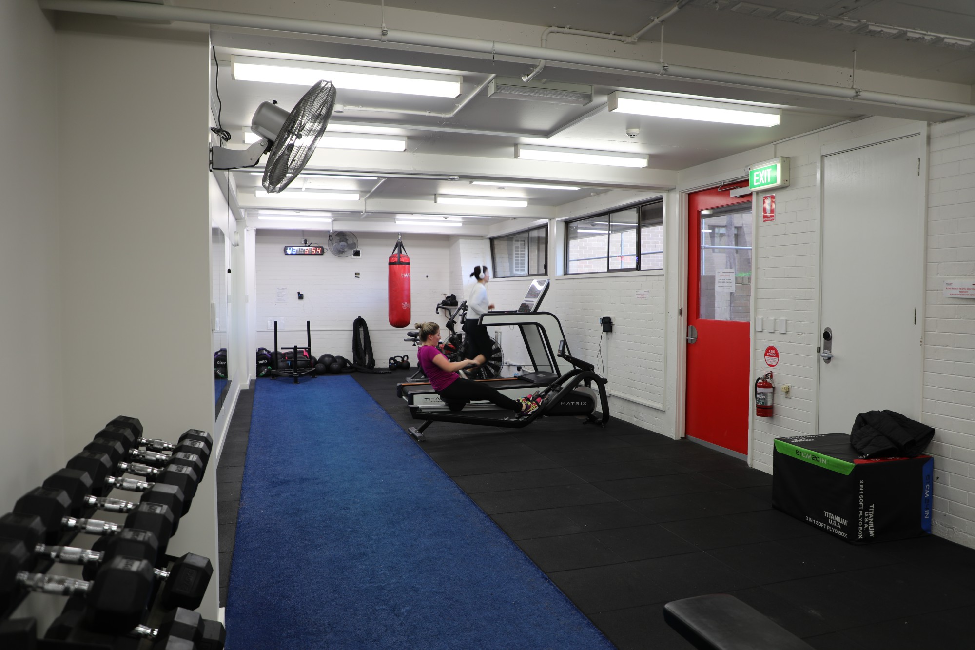  Single Room  - Chisholm College  -  North and South Apartments - La Trobe University Bundoora (Melbourne) Campus  - Gallery -  2