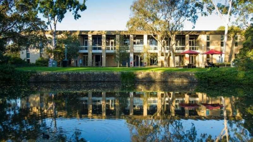 Glenn College - La Trobe University Bundoora