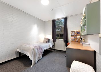  Single Room  -  Glenn College - La Trobe University Bundoora  - Gallery -  1