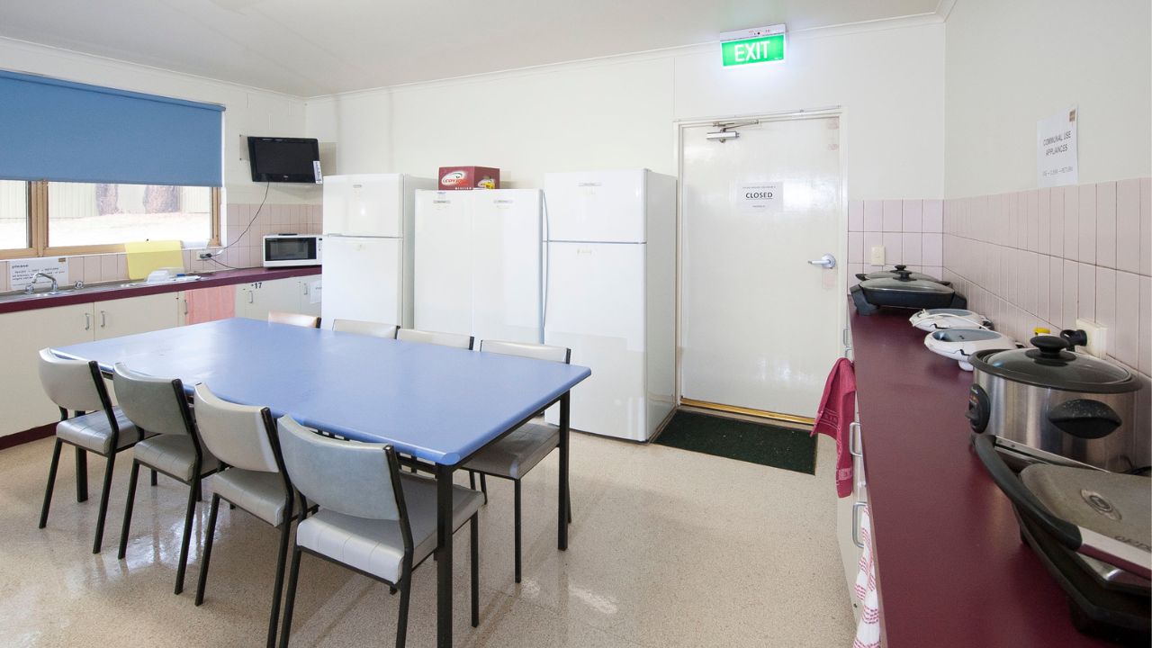 Single Room - Orde House  -  Units - La Trobe University Bendigo Campus  - Gallery -  3