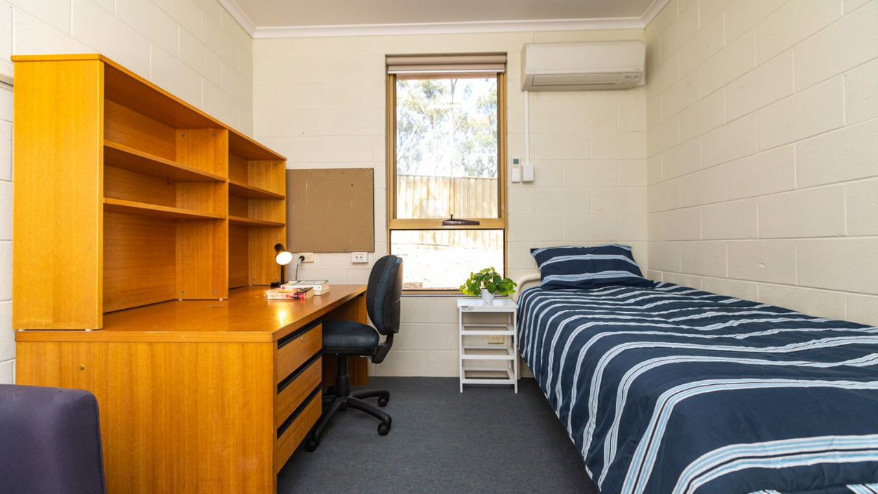  Single Room - Orde House  -  Units - La Trobe University Bendigo Campus  - Gallery -  1