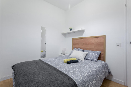 Very cool double bedroom near the lovely Parc dels Til·lers - Gallery - 16