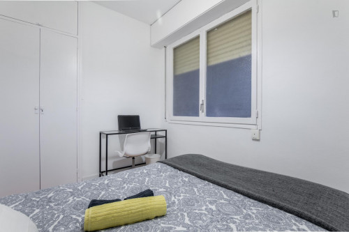 Very cool double bedroom near the lovely Parc dels Til·lers - Gallery - 10