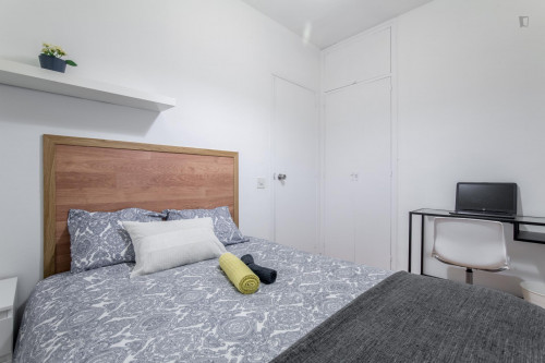 Very cool double bedroom near the lovely Parc dels Til·lers - Gallery - 15