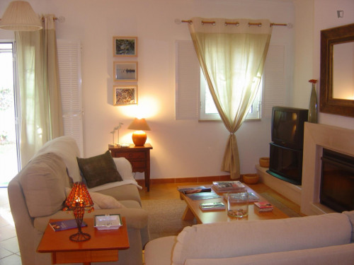 Charming 2-bedroom house in a pinewood resort on the beach - Gallery - 15