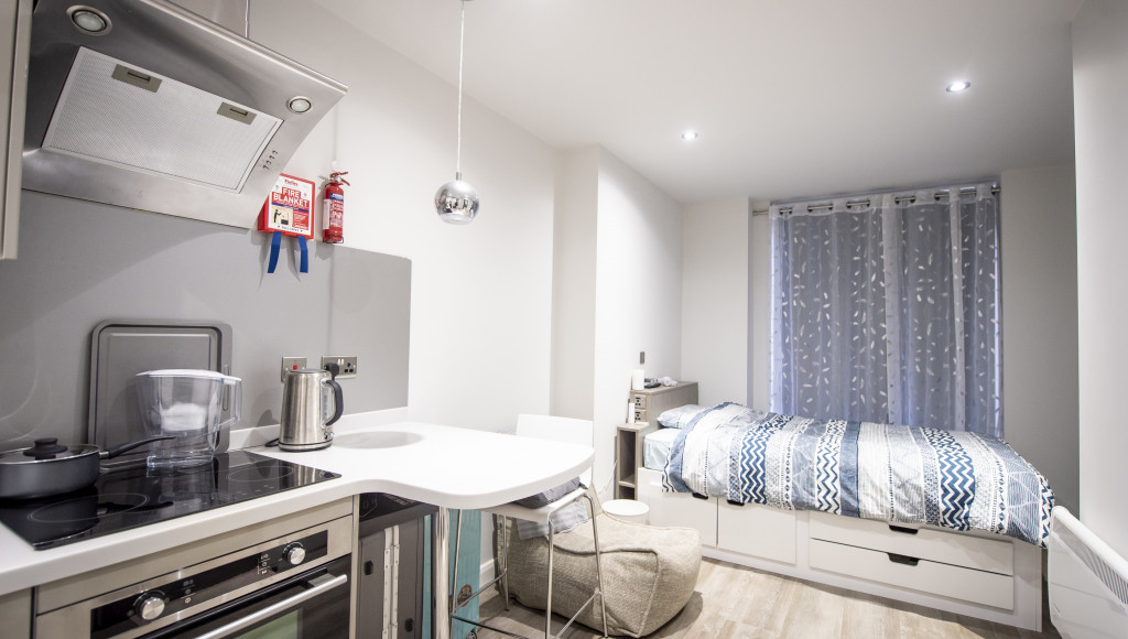  Premier Studio  -  De Montfort Row  - Gallery -  1
