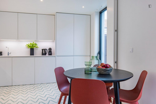 Very stylish 1-Bedroom apartment with patio in Campo de Ourique - Gallery - 11