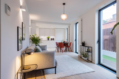 Very stylish 1-Bedroom apartment with patio in Campo de Ourique - Gallery - 43
