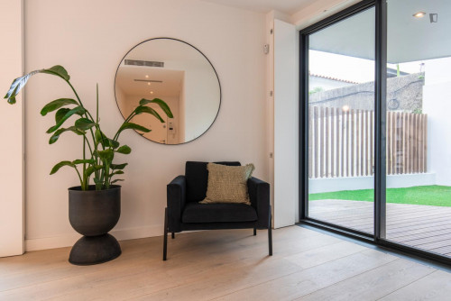 Very stylish 1-Bedroom apartment with patio in Campo de Ourique - Gallery - 46