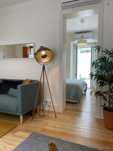 Charming 1-bedroom apartment with outdoor area in Ajuda - Gallery - 23