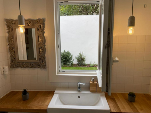 Charming 1-bedroom apartment with outdoor area in Ajuda - Gallery - 8