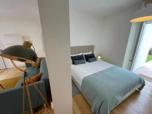 Charming 1-bedroom apartment with outdoor area in Ajuda - Gallery - 26