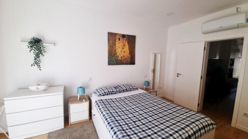 Bright 2-bedroom duplex with a terrace near Miradouro da Senhora do Monte - Gallery - 31
