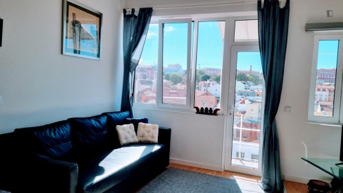 Bright 2-bedroom duplex with a terrace near Miradouro da Senhora do Monte - Gallery - 40