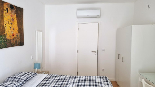 Bright 2-bedroom duplex with a terrace near Miradouro da Senhora do Monte - Gallery - 34