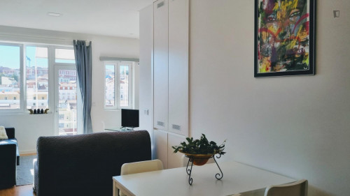 Bright 2-bedroom duplex with a terrace near Miradouro da Senhora do Monte - Gallery - 6