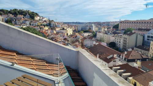 Bright 2-bedroom duplex with a terrace near Miradouro da Senhora do Monte - Gallery - 19