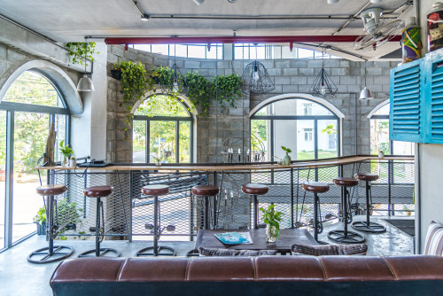 Eco Friendly House w/ Workspaces + Elevator + Gym