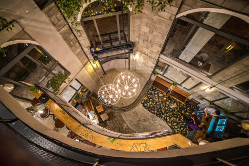 Eco Friendly House w/ Workspaces + Elevator + Gym