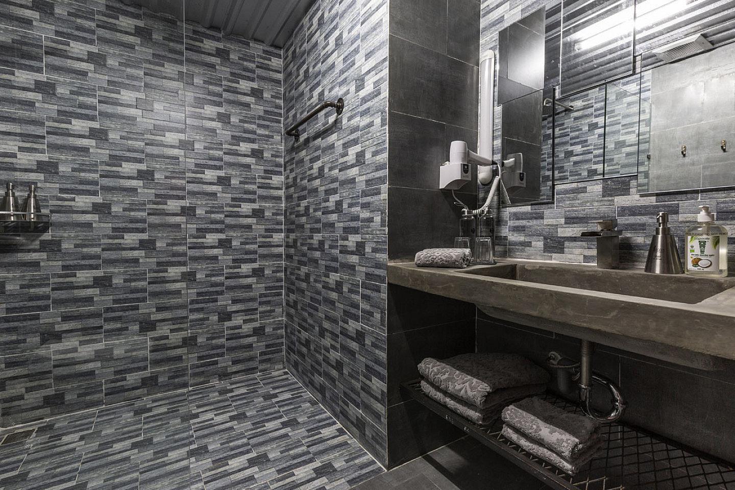  Deluxe Double Room  -  Eco Friendly House w/ Workspaces + Elevator + Gym Residence  - Gallery -  30