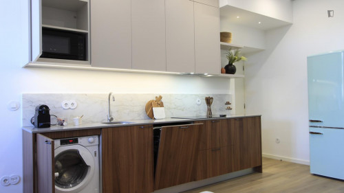 Spacious 1-Bedroom apartment near GuimarãeShopping Centre - Gallery - 13
