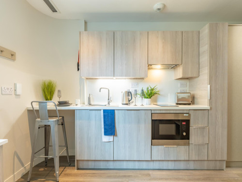Redvers Tower - Gallery - 33