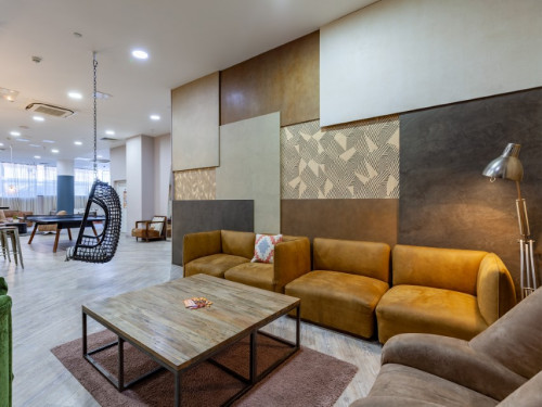 Redvers Tower - Gallery - 12