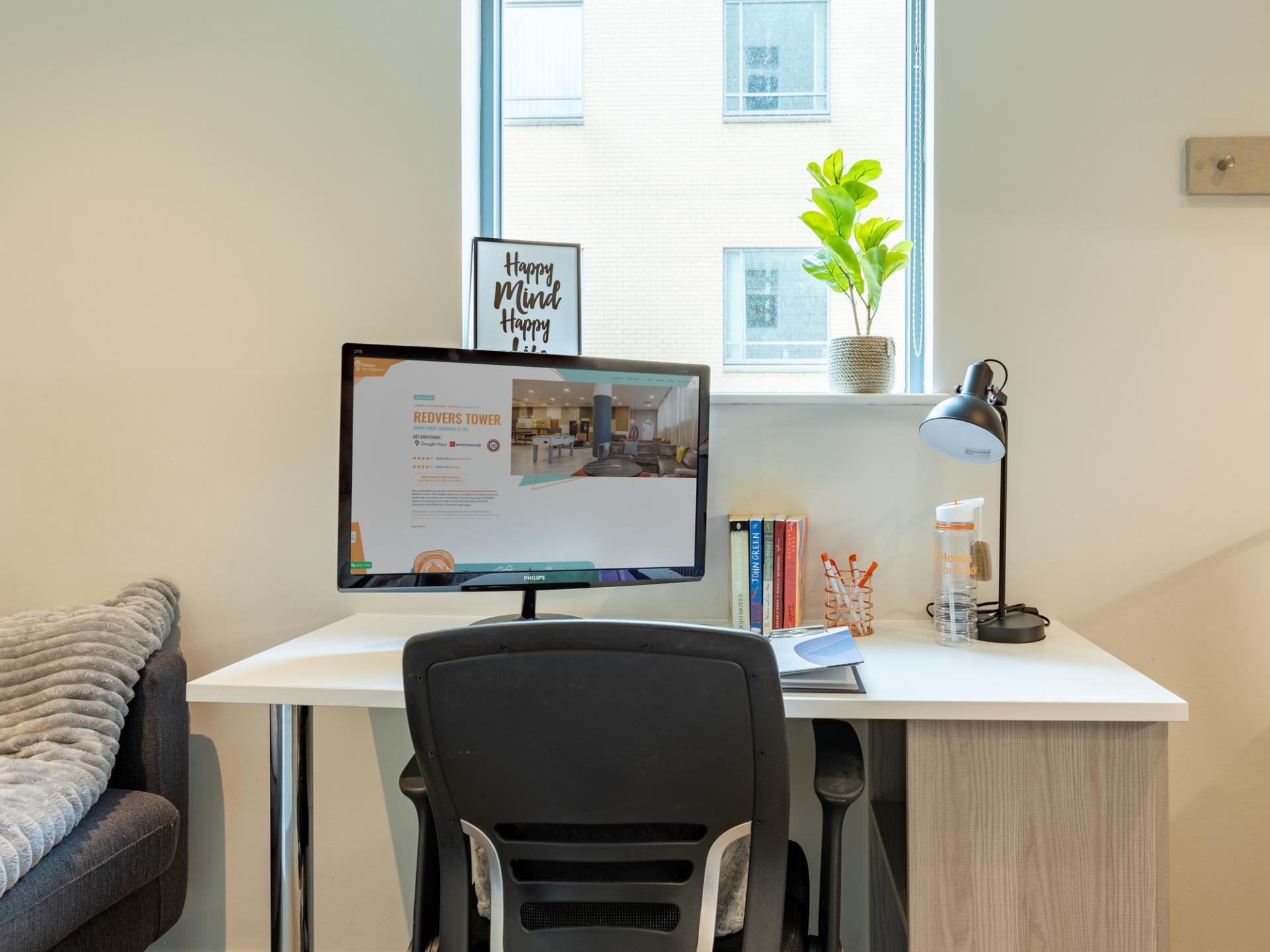  Standard Studio  -  Redvers Tower  - Gallery -  4
