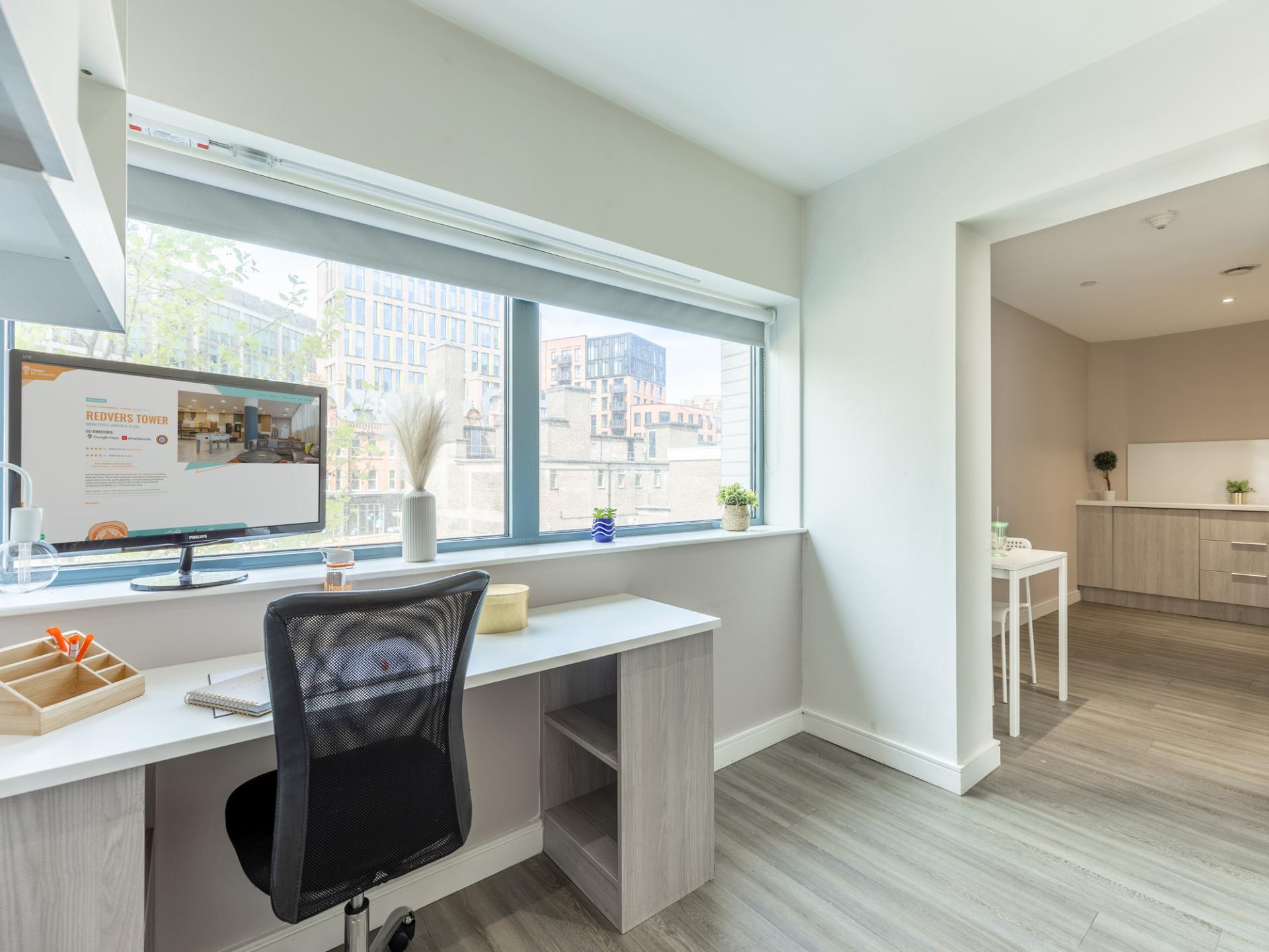 2 Bed Flat - 8