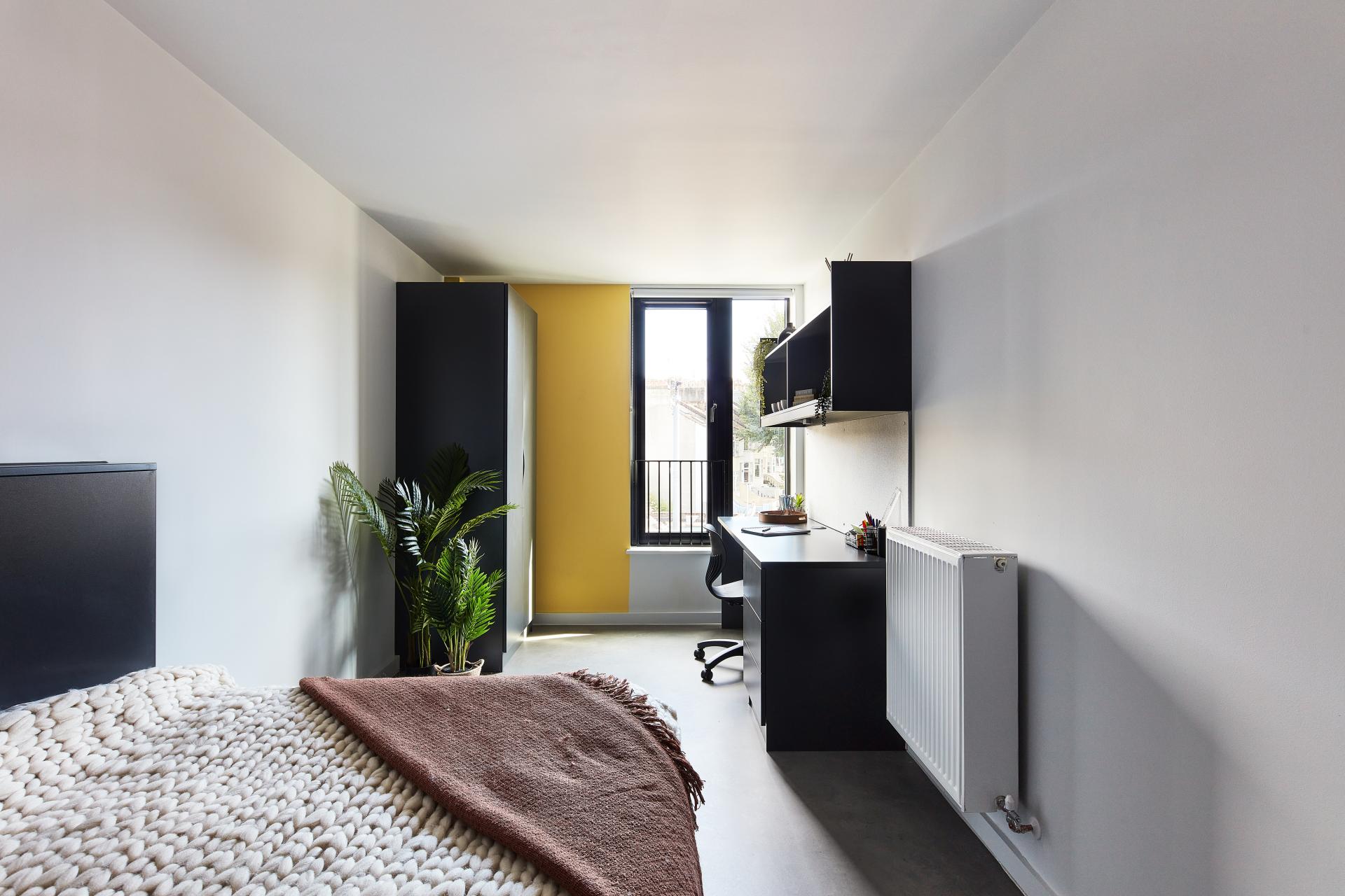  Classic En-Suite  -  Ravilious House  - Gallery -  17